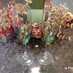 Set Of 2 Green Champagne Flutes